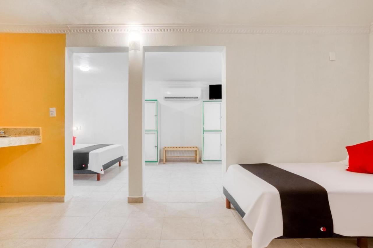 Hôtel Capital Center à Cancún Extérieur photo